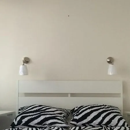 B&B Home فندق مبيت وإفطار