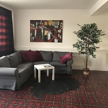 فندق مبيت وإفطار B&B Home براغ